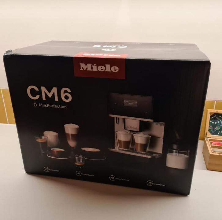 Miele cm 6 milkperfection (koffiemachine), Witgoed en Apparatuur, Koffiezetapparaten, Nieuw, Koffiemachine, 2 tot 4 kopjes, Ophalen