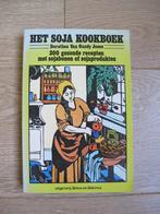 Het soja kookboek; 300 gezonde recepten met sojaprodukten, Ophalen of Verzenden, Hoofdgerechten, Gelezen, Gezond koken