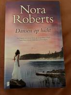 Nora roberts dansen op lucht, Ophalen of Verzenden, Gelezen, Nora Roberts
