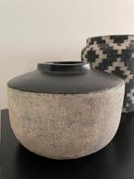 Vaas pot sober chique zwart met natuurtint, Ophalen of Verzenden, Zo goed als nieuw, Zwart, Minder dan 50 cm