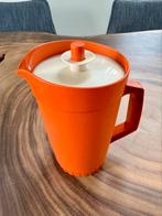 Retro tupperware schenkkan, Huis en Inrichting, Keuken | Tupperware, Xx, Oranje, Ophalen of Verzenden, Overige typen