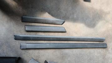 Vw golf MK2 deur sierlijsten (3 deurs) beschikbaar voor biedingen