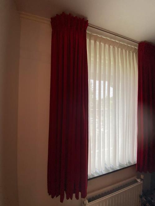 Rode (velours) overgordijnen, Huis en Inrichting, Stoffering | Gordijnen en Lamellen, Zo goed als nieuw, 150 tot 200 cm, 50 tot 100 cm