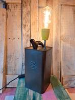 Unieke lamp! Vintage Esso olieblik 1957, Huis en Inrichting, Lampen | Tafellampen, Zo goed als nieuw, Hout, Ophalen