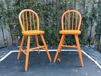 Retro houten hoge stoelen voor kind/peuter/kleuter, Huis en Inrichting, Ophalen, Gebruikt, Twee, Overige kleuren