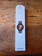 Samsung Smartwatch 7 - Nieuw!, Ophalen of Verzenden, Samsung, Waterdicht, Grijs