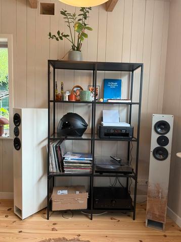 Ikea Vittsjo kast