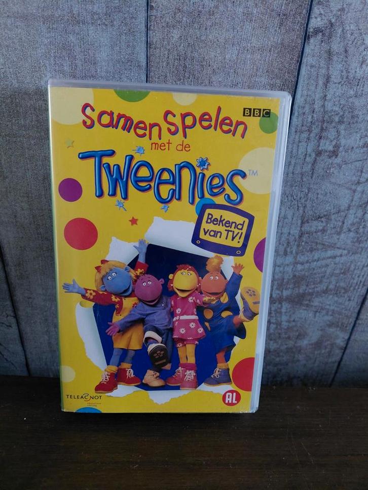 Samen spelen met De Tweenies videoband BBC, Cd's en Dvd's, VHS | Kinderen en Jeugd, Gebruikt, Kinderprogramma's en -films, Poppen of Stop-motion