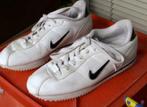 Nike maat 37 met blauw embleem, Nieuw, Ophalen of Verzenden, Sneakers of Gympen, Blauw