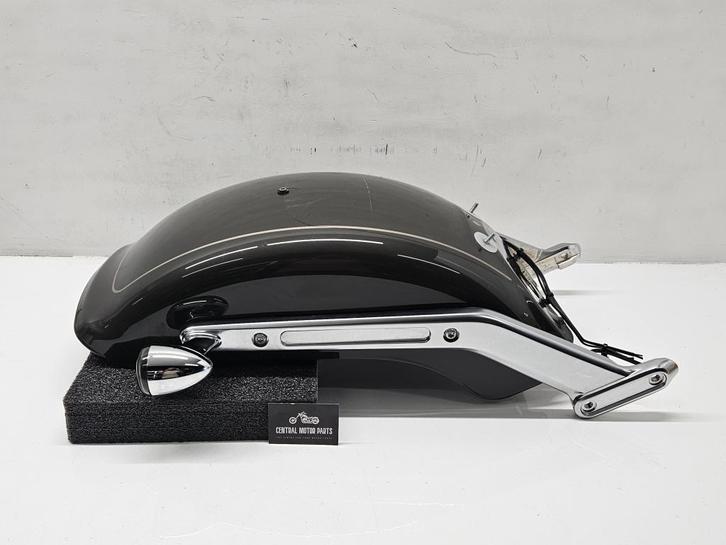 Spatbord achterkant Fat Boy 2018-up + extra's, Motoren, Onderdelen | Harley-Davidson, Gebruikt, Ophalen of Verzenden