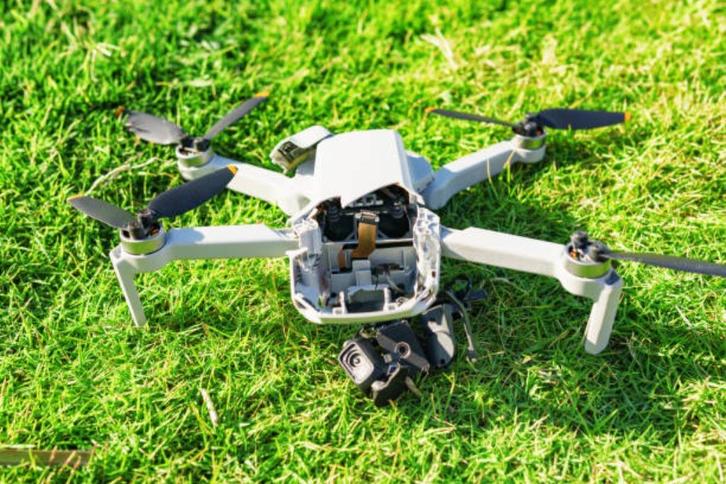 Gezocht: kapotte of oude drones (mag defect zijn), Audio, Tv en Foto, Drones, Ophalen