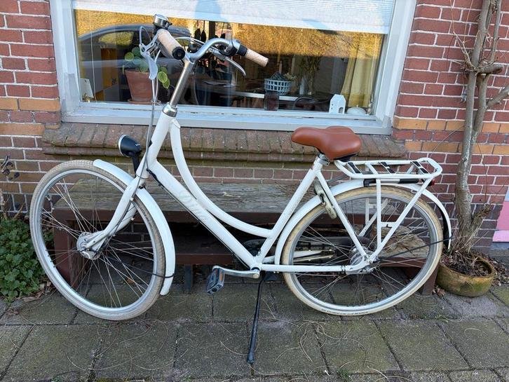 Gazelle Diva. Wit, versnellingen. In goede staat., Fietsen en Brommers, Fietsen | Dames | Damesfietsen, Gebruikt, Gazelle, Versnellingen