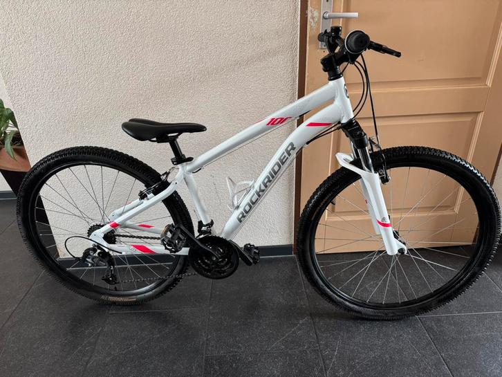 IN NIEUWSTAAT! Supermooie mountainbike Rockrider ST100, Fietsen en Brommers, Fietsen | Meisjes, Zo goed als nieuw, 26 inch of meer