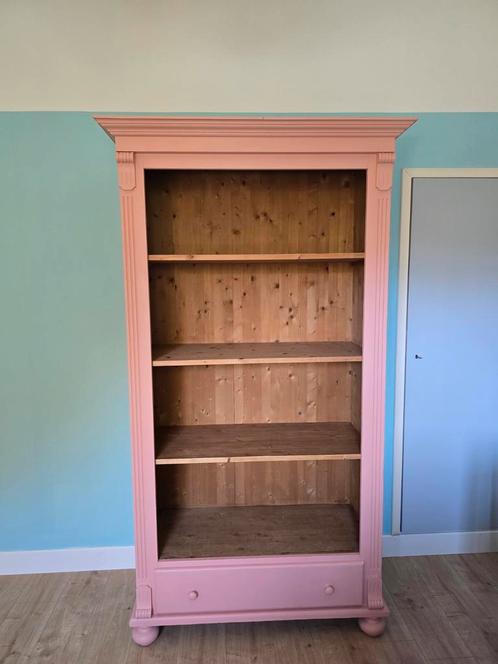 Roze boekenkast met lade, Huis en Inrichting, Kasten | Boekenkasten, Gebruikt, 50 tot 100 cm, 150 tot 200 cm, 25 tot 50 cm, Met lade(s)
