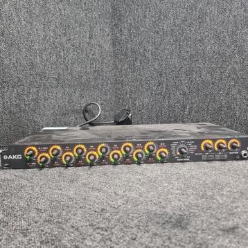 AKG DMM 14U digitale microfoon mixer / processor

 beschikbaar voor biedingen