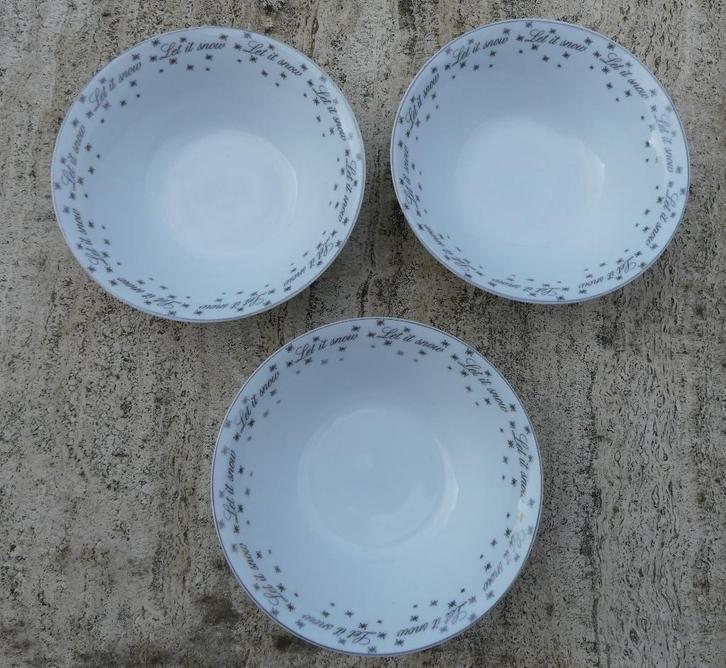 Riviera Maison Tray Kerst Let it Snow Mokken P&Z, Huis en Inrichting, Keuken | Servies, Nieuw, Bord(en), Wedgwood, Aardewerk, Ophalen of Verzenden