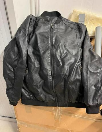 Leder jas maat M. Nieuw beschikbaar voor biedingen