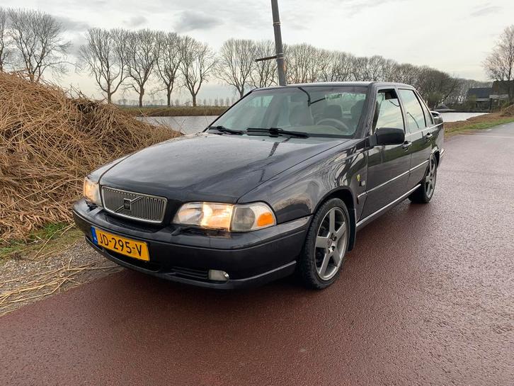 Volvo S70 2.5 TDI AUT 1998 Grijs verlaagd in prijs, Auto's, Volvo, Particulier, S70, Diesel, Sedan, Automaat, Geïmporteerd, Zilver of Grijs