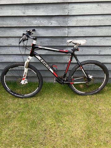 TREK mtb 4900 mooie kleurcombinatie € 30,00 beschikbaar voor biedingen