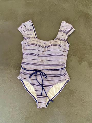 J378 Triumph maat 40=M badpak wit/d-blauw/beige beschikbaar voor biedingen