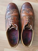 GRENSON brogues SIZE 43, Kleding | Heren, GRENSON, Bruin, Ophalen of Verzenden, Zo goed als nieuw