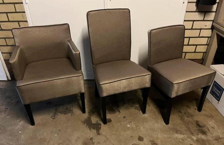 3 stuks showroom modellen huis eetkamer restaurant stoelen, Huis en Inrichting, Stoelen, Nieuw, Drie, Hout, Stof, Bruin, Ophalen