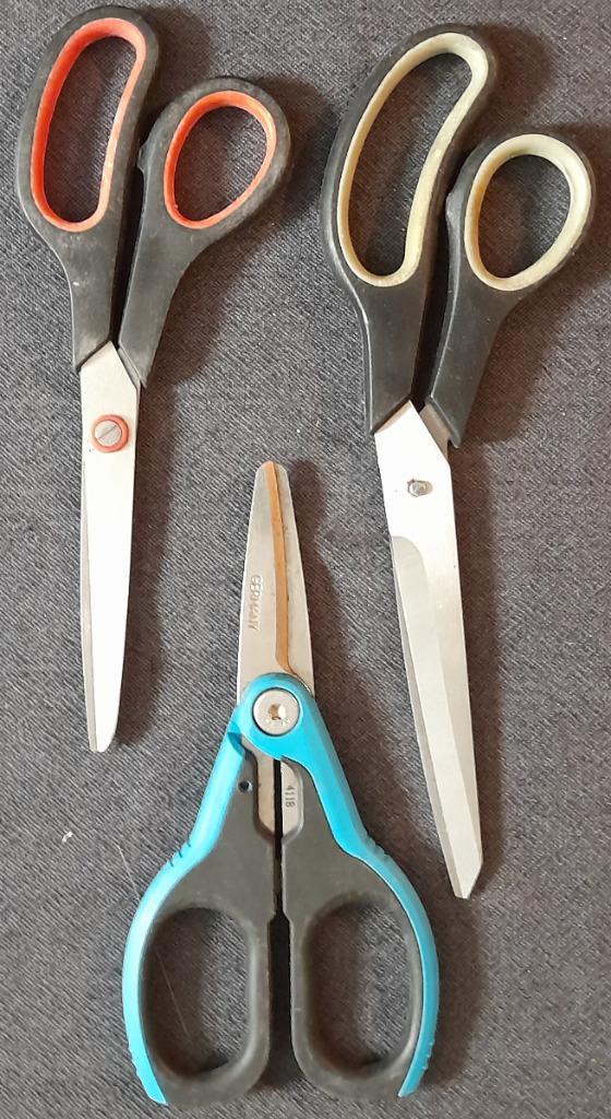 Setje scharen, Hobby en Vrije tijd, Knutselen, Gebruikt, Gereedschap of Toebehoren, Ophalen of Verzenden