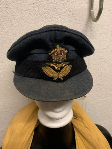 RAF officer visor cap beschikbaar voor biedingen