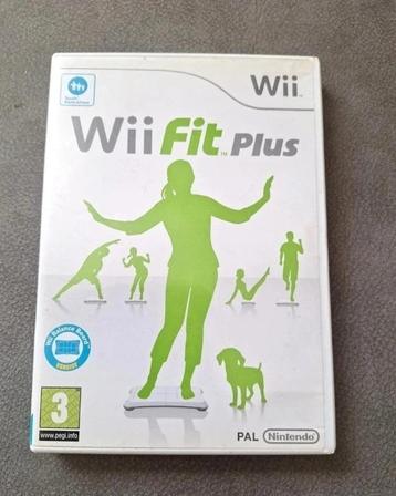 Wii Fit Plus compleet met handleiding en disc beschikbaar voor biedingen