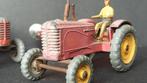 Massey Ferguson Tractor 2 x steel wheels Dinky Toys Pol, Hobby en Vrije tijd, Modelauto's | 1:43, Verzenden, Zo goed als nieuw