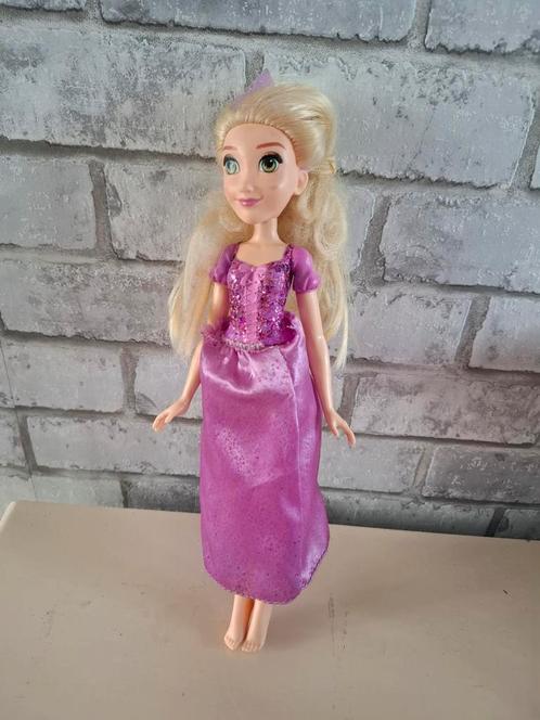 Barbie rapunzel hasbro, Verzamelen, Poppen, Zo goed als nieuw, Ophalen of Verzenden