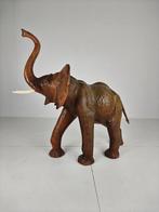 Magnificent ExtraLarge Leather Elephant Sculpture – ca. 1950, Antiek en Kunst, Ophalen