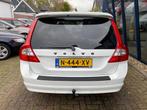 Volvo V70 2.5FT Summum 230PK NAVI / XENON / LEER / PDC / BLI, Auto's, Volvo, Gebruikt, Beige, Handgeschakeld, Lederen bekleding