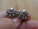 zilveren broche met twee grote Zeeuwse knopen [1041], Verzenden, Minder dan 4 cm, Zo goed als nieuw, Zilver
