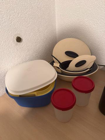 Diverse Tupperware Set beschikbaar voor biedingen