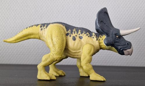 Jurassic World Dino Escape Zuniceratops, Kinderen en Baby's, Speelgoed | Actiefiguren, Gebruikt, Verzenden