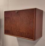 Vintage houten hang kastje wandkastje zwevend, Gebruikt, Met klep(pen), Mid century modern, .
