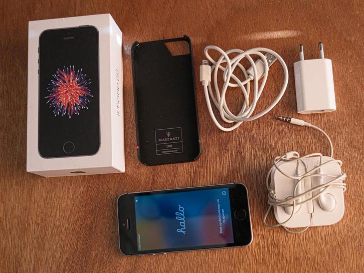 Iphone SE 2020, Telecommunicatie, Mobiele telefoons | Apple iPhone, Zo goed als nieuw, 32 GB, Zonder abonnement, Zilver, Ophalen of Verzenden