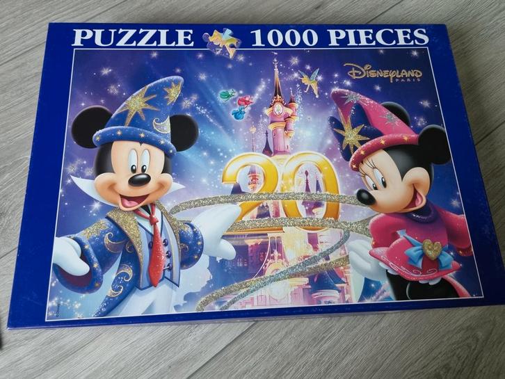Disneyland Parijs Puzzel - 1000 Stukjes Disney puzzel, Hobby en Vrije tijd, Denksport en Puzzels, Zo goed als nieuw, 500 t/m 1500 stukjes