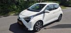 Toyota AYGO 1.0 VVT- X-clusiv*Airco*lichtmetaal*automaat*, Gebruikt, Met garantie (alle), 4 stoelen, Wit