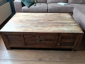 Salontafel acacia hout beschikbaar voor biedingen