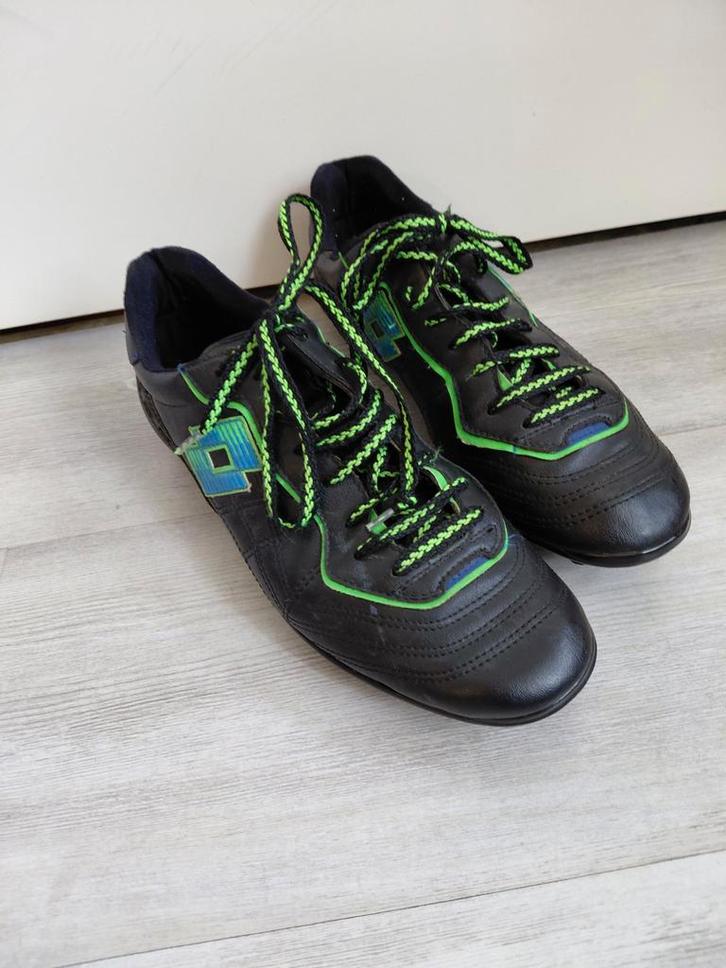Vintage lotto voetbalschoenen kicksen 90s calcio italy, Verzamelen, Sportartikelen en Voetbal, Overige typen, Ophalen of Verzenden