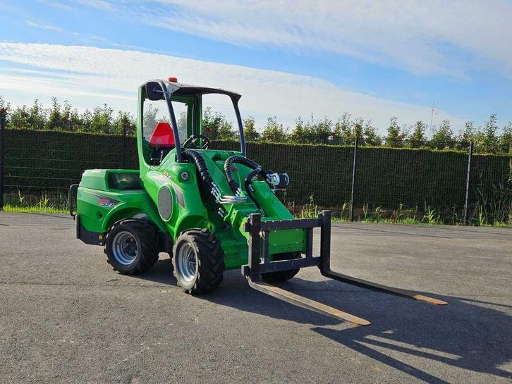 2024 Avant E 527 Minishovel, Zakelijke goederen, Machines en Bouw | Kranen en Graafmachines, Wiellader of Shovel