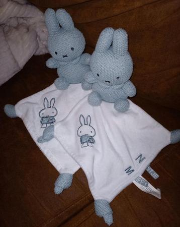 nijntje gebreide knuffel met knuffeldoek, 2 stuks. beschikbaar voor biedingen