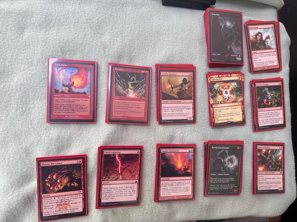 Magic: The Gathering Kaarten - Rode en Groene Collectie, Hobby en Vrije tijd, Overige Hobby en Vrije tijd, Ophalen of Verzenden