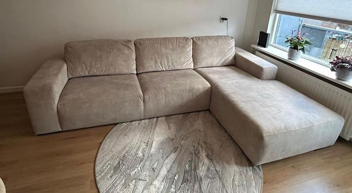 Heerlijke loungebank in luxe velourstof van Zitmaxx Wonen., Huis en Inrichting, Banken | Bankstellen, Gebruikt, Hoekbank, Vierpersoons of meer