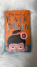 M.G. Leonard - Keverjongen, Ophalen of Verzenden, Zo goed als nieuw, M.G. Leonard