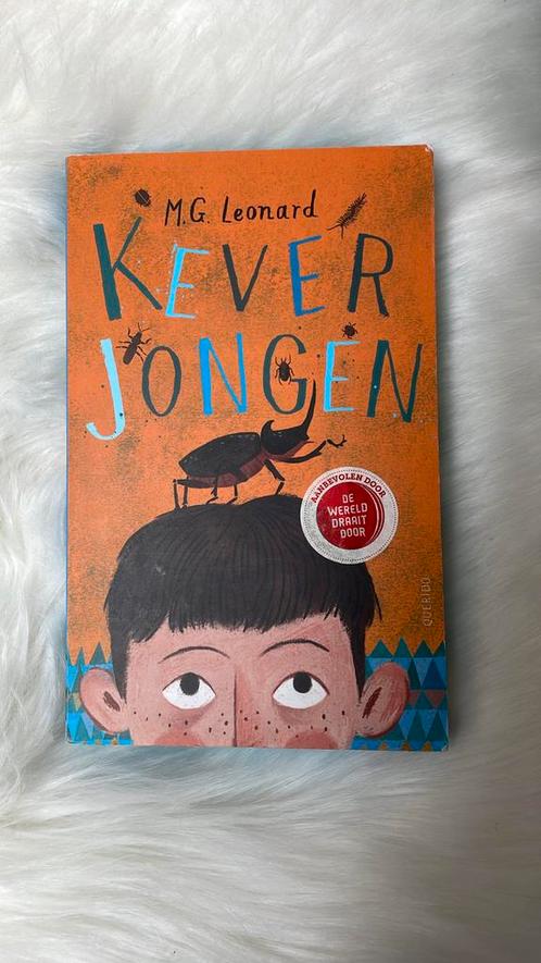 M.G. Leonard - Keverjongen, Boeken, Kinderboeken | Jeugd | onder 10 jaar, Zo goed als nieuw, Ophalen of Verzenden