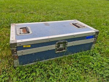 Robuuste gereedschap transport koffer, kist. beschikbaar voor biedingen