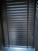 Twee veneta houten luxaflex, Ophalen, Zo goed als nieuw, 50 tot 100 cm